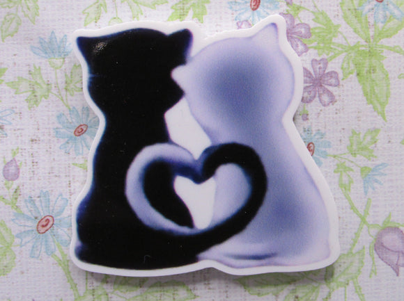 First view of the Black and White Love Cats Needle Minder