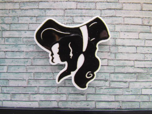 First view of the Megara Silhouette Needle Minder