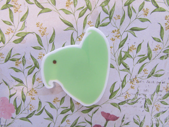 First view of the Green Marshmallow Chick Needle Minder