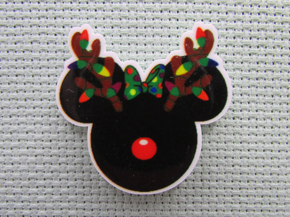 First view of the Reindeer Mouse Head Needle Minder