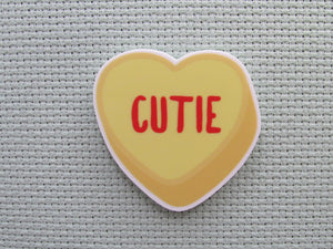 First view of the Cutie Conversation Heart Needle Minder