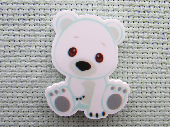 First view of the Cute Cuddly Polar Bear Needle Minder