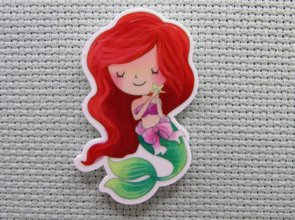 First view of the Mermaid Needle Minder