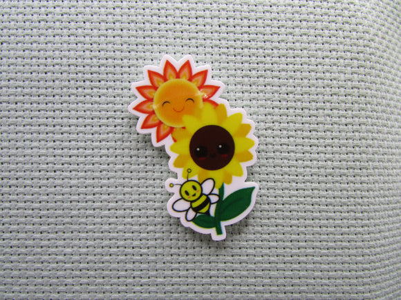 First view of the Cute Bee with Smiling Sunflowers Needle Minder