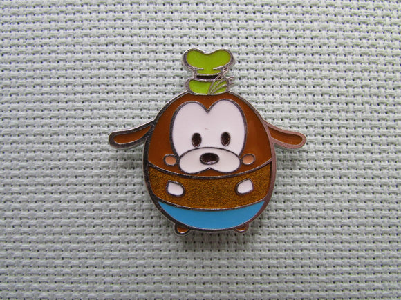 First view of the Disney Dog Needle Minder
