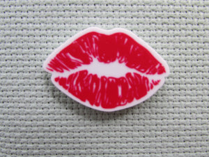 First view of the Lip Smack Needle Minder