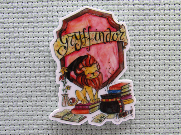First view of the Gryffindor Lion Needle Minder