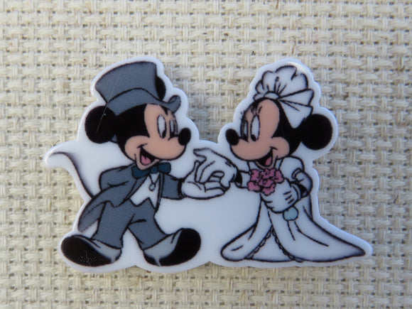 First view of Mickey and Minnie are Getting Married Needle Minder.