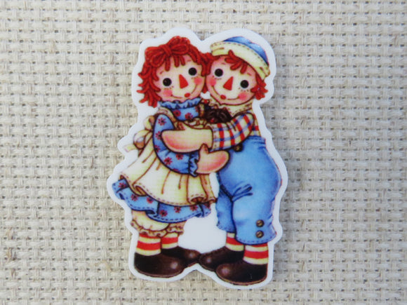 First view of Raggedy Ann and Andy Hugging Needle Minder.