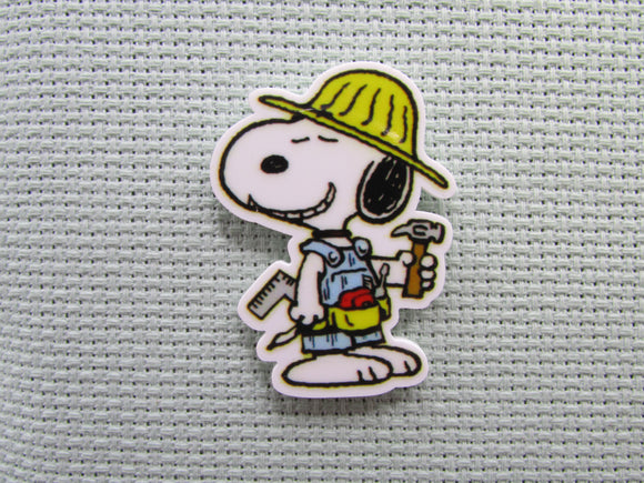 First view of the Construction Worker Snoopy Needle Minder