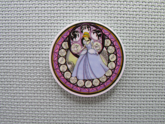 First view of the Cinderella Needle Minder