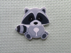First view of the Raccoon Bandit Needle Minder