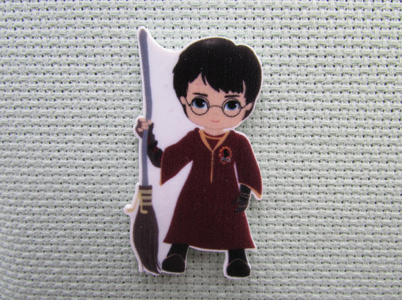 First view of the Harry Potter with a Flying Broom Needle Minder