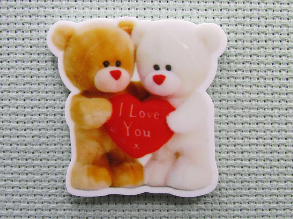 First view of the A Couple of Teddy Bears in Love Needle Minder