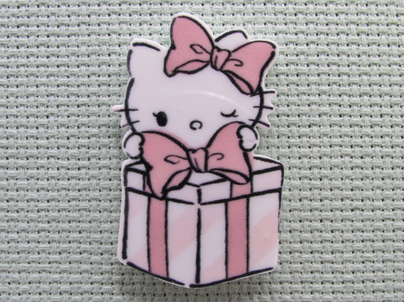 First view of the Cute White Kitty in a Gift Box Needle Minder