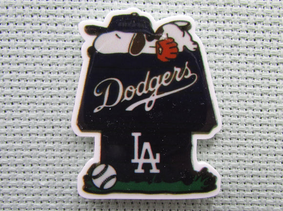 First view of the LA Baseball Team Snoopy Sleeping on a Doghouse Needle Minder