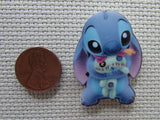 Second view of the Stitch Hugging Scrump Needle Minder