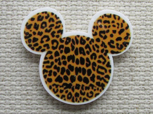 First view of the Animal Print Mouse Head Needle Minder
