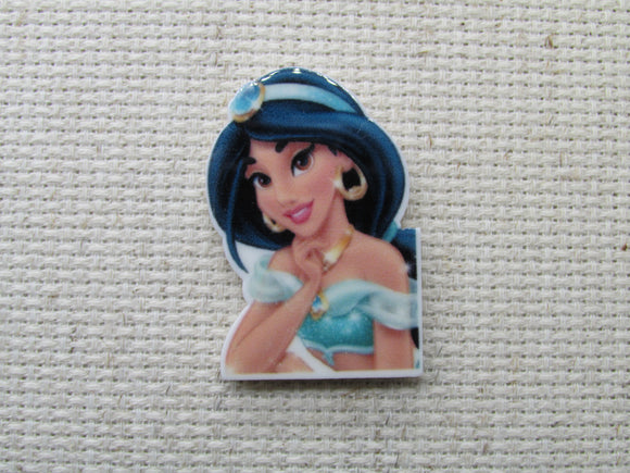 First view of the Jasmine Needle Minder