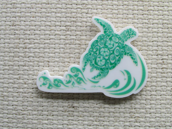 First view of the Green Turtle in Waves Needle Minder