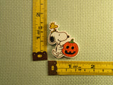 Third view of the Snoopy and Woodstock with a Jack O Lantern Needle Minder