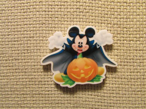 First view of the Mickey Dressed as a Vampire with a Pumpkin Needle Minder