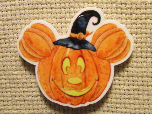 First view of the Mickey Mouse Pumpkin Head Needle Minder