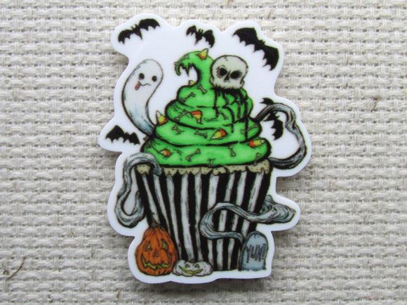First view of the Spooky Halloween Cupcake Needle Minder 