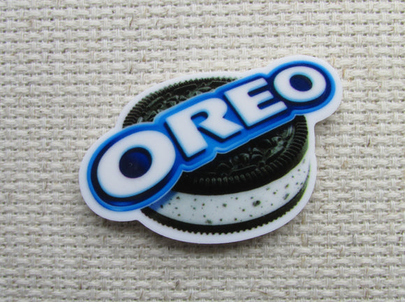 First view of Oreo Cookie Needle Minder,.