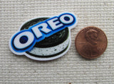 Second view of Oreo Cookie Needle Minder.