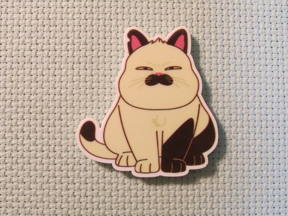 First view of the Angry Siamese Cat Needle Minder