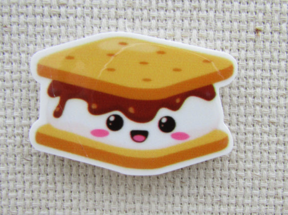 First view of smiling s'more needle minder.