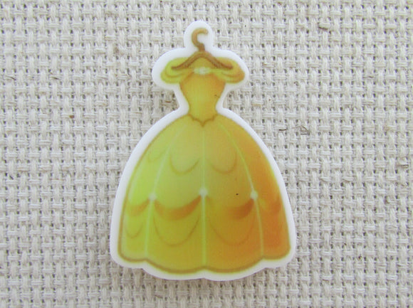 First view of Belle's Dress Needle Minder.