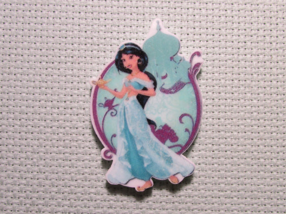 First view of the Jasmine Needle Minder