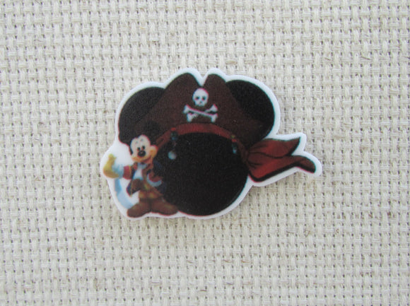 First view of Pirate Mickey Mouse Ears Needle Minder.