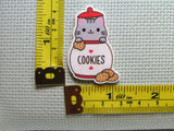 Third view of the Kitty in a Cookie Jar Needle Minder