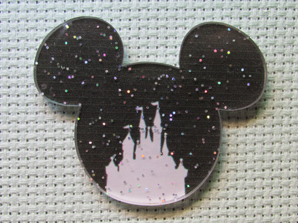 First view of the Black Glittery Mouse Head with White Castle Needle Minder